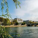 Cheval Blanc Paris & Dior Spa Cheval Blanc Paris